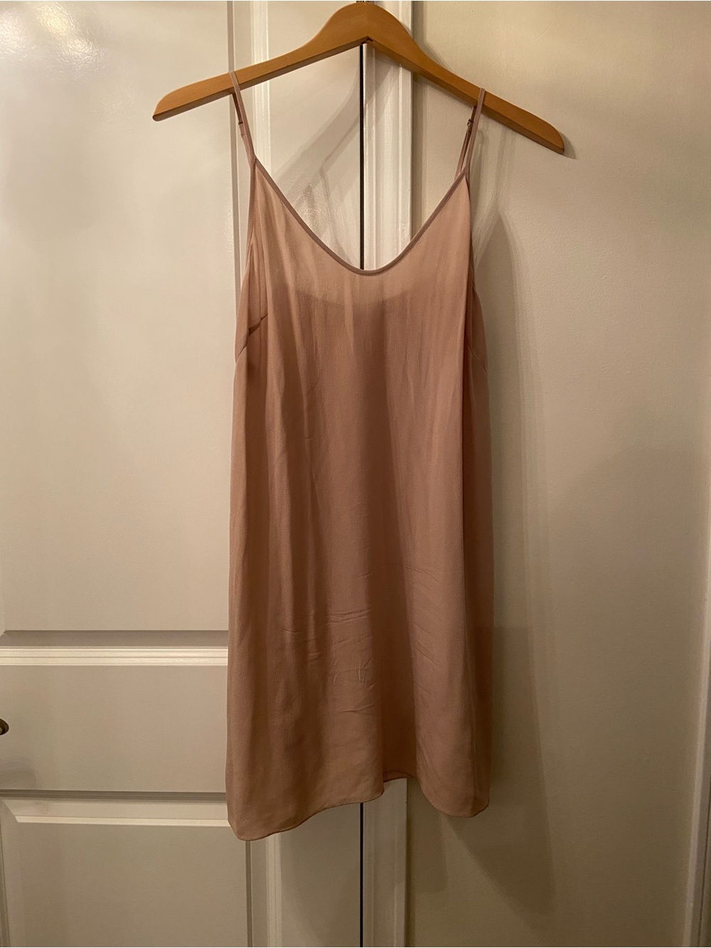 Wilfred Dusty Rose Slip Dress with Adjustable Straps sz small 100% silk Aritzia